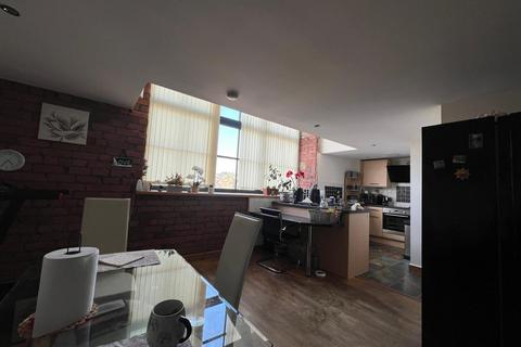 3 bedroom flat for sale, Byron Street, Bradford