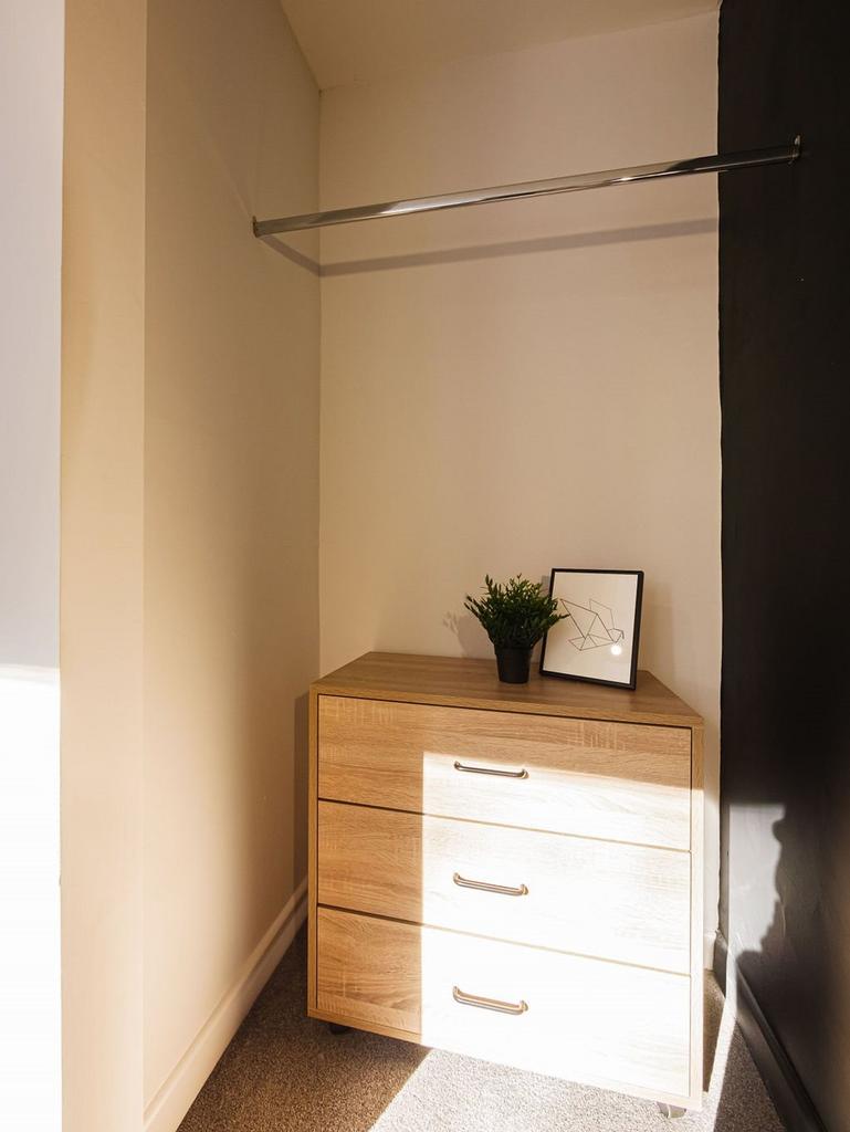 Bedroom 3 -Close Up