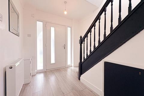 3 bedroom semi-detached house to rent, Hillfoot Road, Liverpool, Merseyside, L25