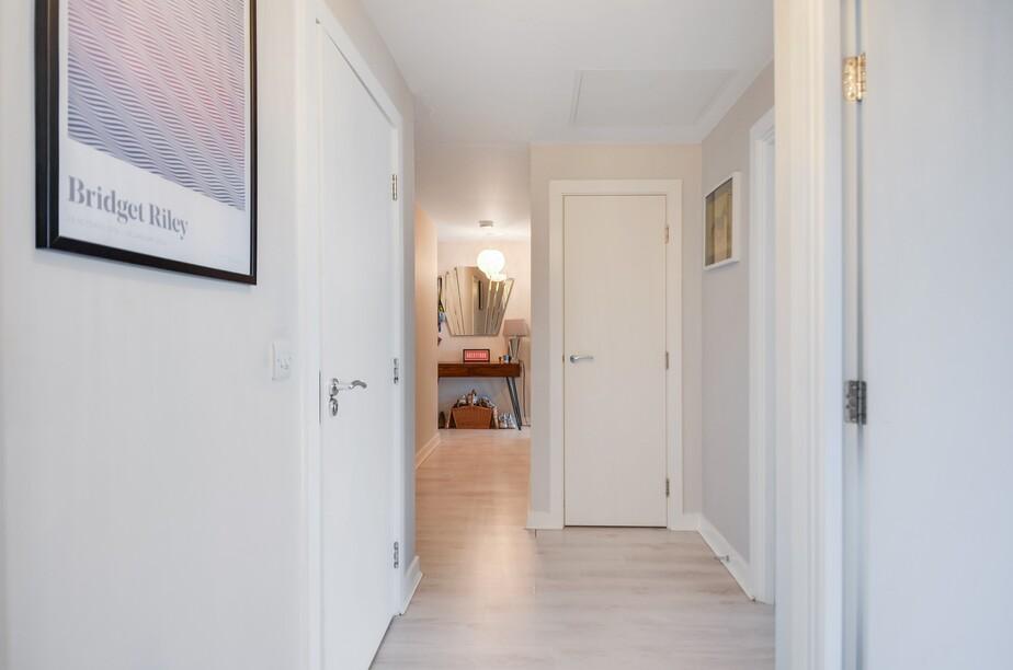 Hallway (4).jpg