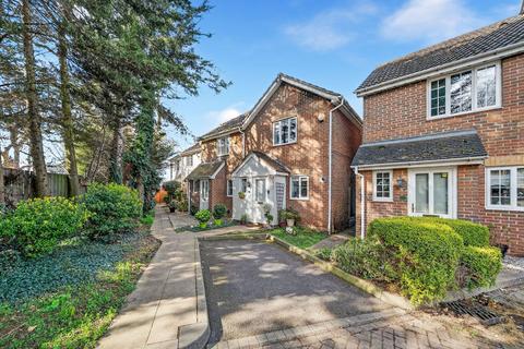 undefined, Rose Tree Mews, Woodford Green, IG8