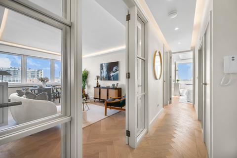 2 bedroom flat to rent, Porchester Place, Connaught Village, London