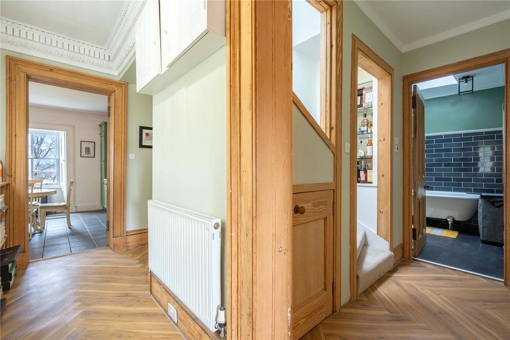 9 Kirklee Terrace