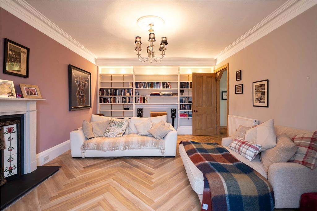 2/1, 9 Kirklee Terrace, Glasgow, G12 0TH - More