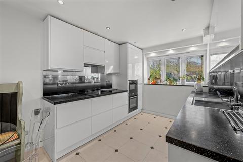undefined, Greenham Close, London