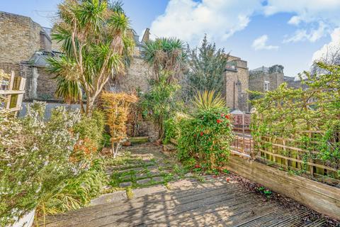 5 bedroom terraced house for sale, Greenham Close, London