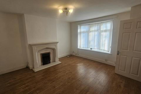 3 bedroom semi-detached house to rent, Ryle Street, Walsall WS3