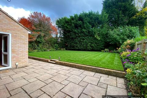 4 bedroom detached house for sale, The Spinney, Beaconsfield, HP9