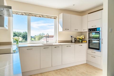 4 bedroom detached house for sale, Tiverton Road, Silverton, Exeter, Devon, EX5
