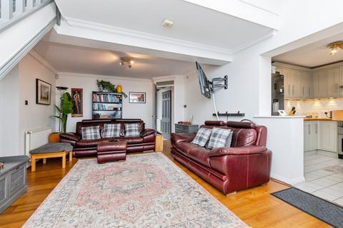 3 bedroom apartment for sale, Quayside, HARTLEPOOL