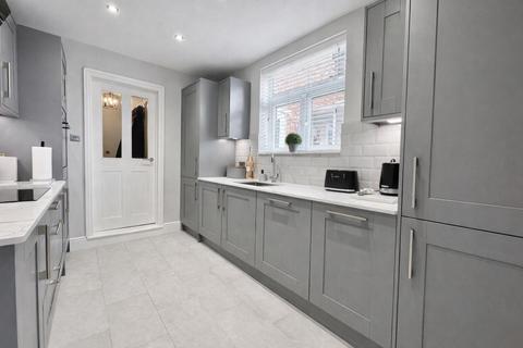 3 bedroom terraced house for sale, Ashburnham Road, Abington, Northampton NN1