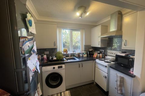 2 bedroom terraced house to rent, Faulkeners Way, Trimley St. Mary