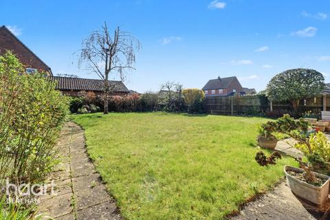 4 bedroom detached house for sale, Norwich Road, Dereham