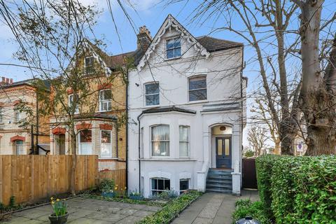 Trinity Road, Wandsworth Common, London