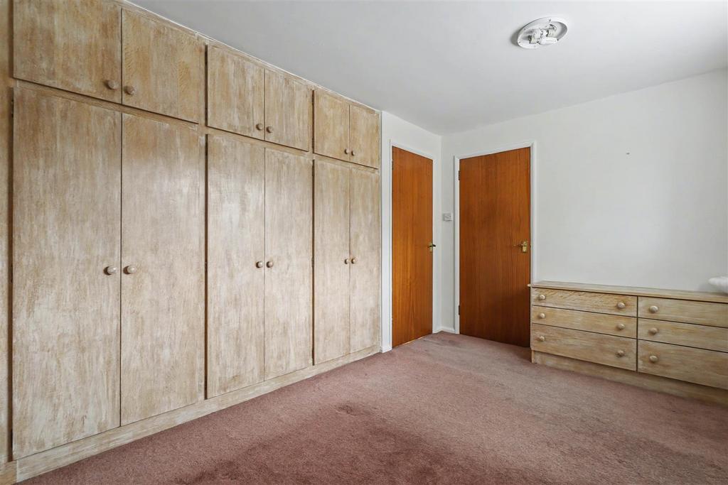 Bedroom 2 2.jpg