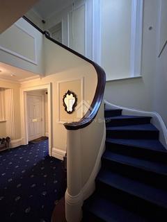 1 bedroom apartment for sale, Posting House, Tring Station