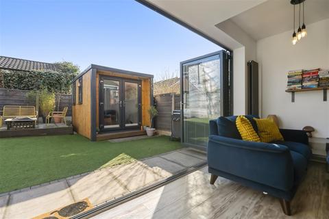 3 bedroom semi-detached house for sale, Lymefield Drive, Worsley, Manchester