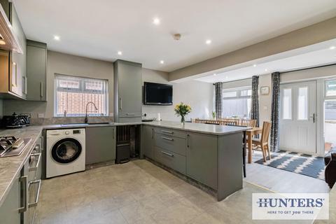 undefined, Tinshill Road, Leeds