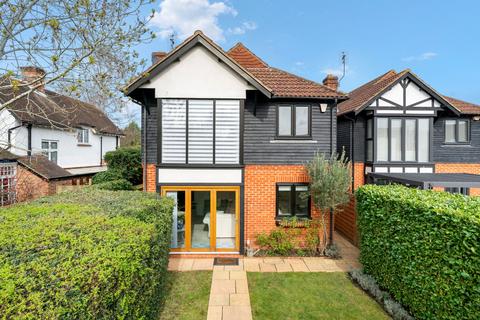 undefined, Cedar Road, Cobham, KT11