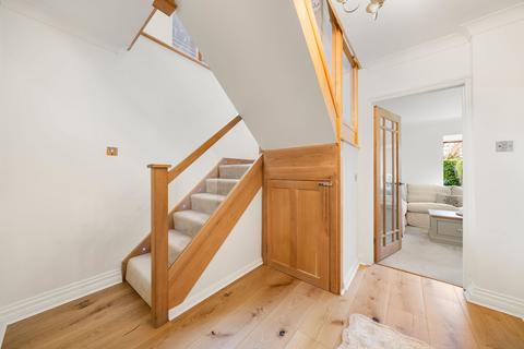 undefined, Cedar Road, Cobham, KT11