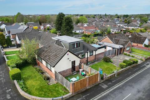 3 bedroom bungalow for sale, Swale Avenue, Rainhill, L35