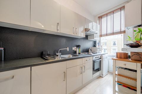2 bedroom flat for sale, St. John's Villas, Archway, London, N19