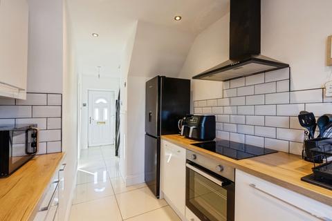 3 bedroom terraced house for sale, Dennil Road, LEEDS