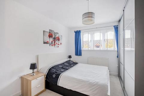 undefined, Telegraph Place, London E14