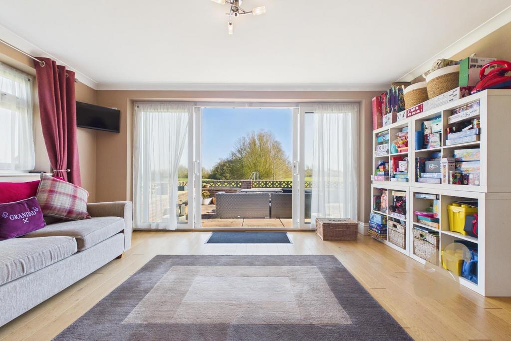 Play/Garden Room