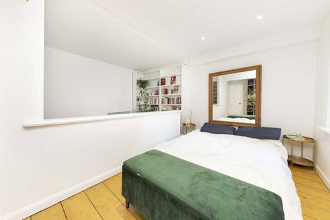 2 bedroom flat for sale, Georges Road, London N7