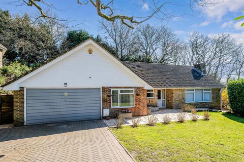 3 bedroom detached bungalow for sale, Birch Grove, Kingswood