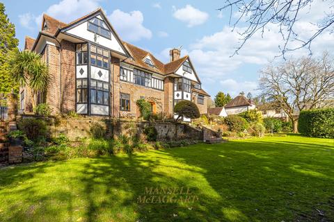 undefined, Fairfield Road, East Grinstead RH19