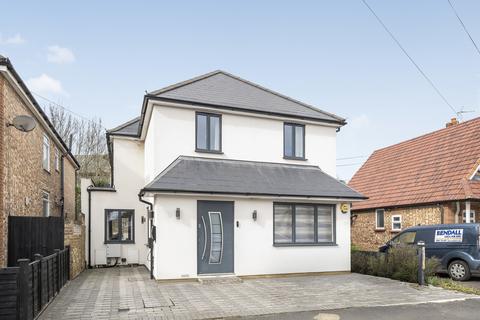 4 bedroom detached house for sale, Sidney Road, Staines-Upon-Thames, TW18
