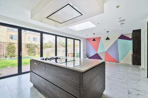 4 bedroom detached house for sale, Sidney Road, Staines-Upon-Thames, TW18