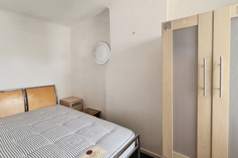 2 bedroom maisonette to rent, Melbourne Avenue, Enfield, London, Greater London