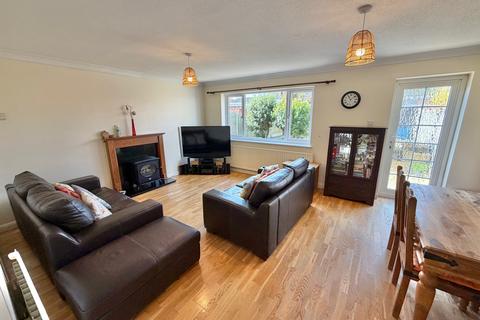 undefined, Aylesbeare, Southend-on-Sea, SS3