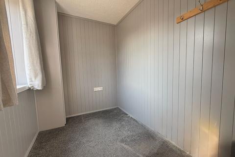 undefined, Rolvenden Avenue, Twydall,