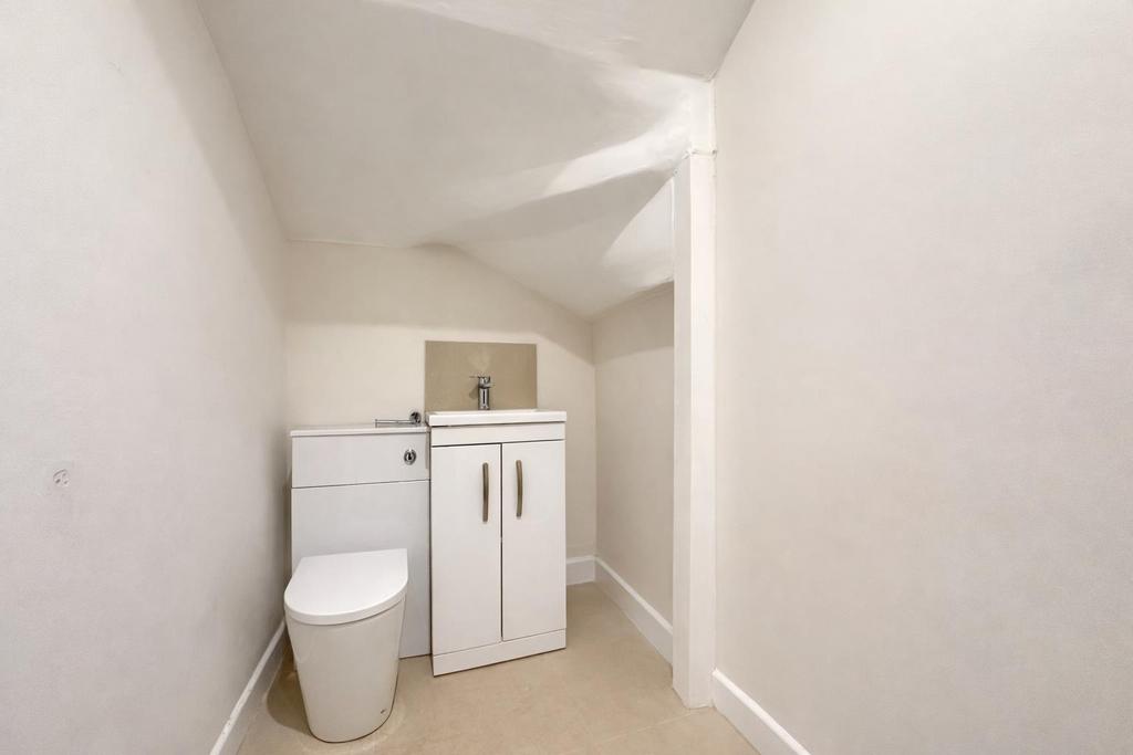 Downstairs WC.png