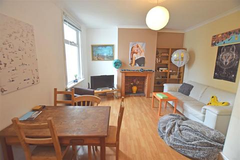 4 bedroom terraced house for sale, Newfoundland Road, Heath/Gabalfa, Cardiff
