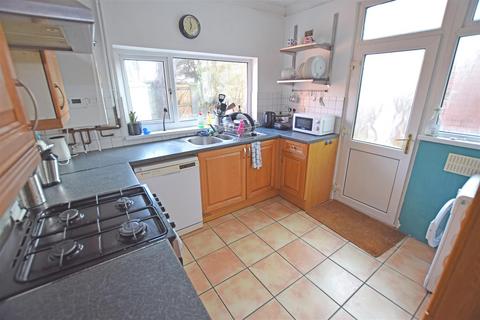 4 bedroom terraced house for sale, Newfoundland Road, Heath/Gabalfa, Cardiff