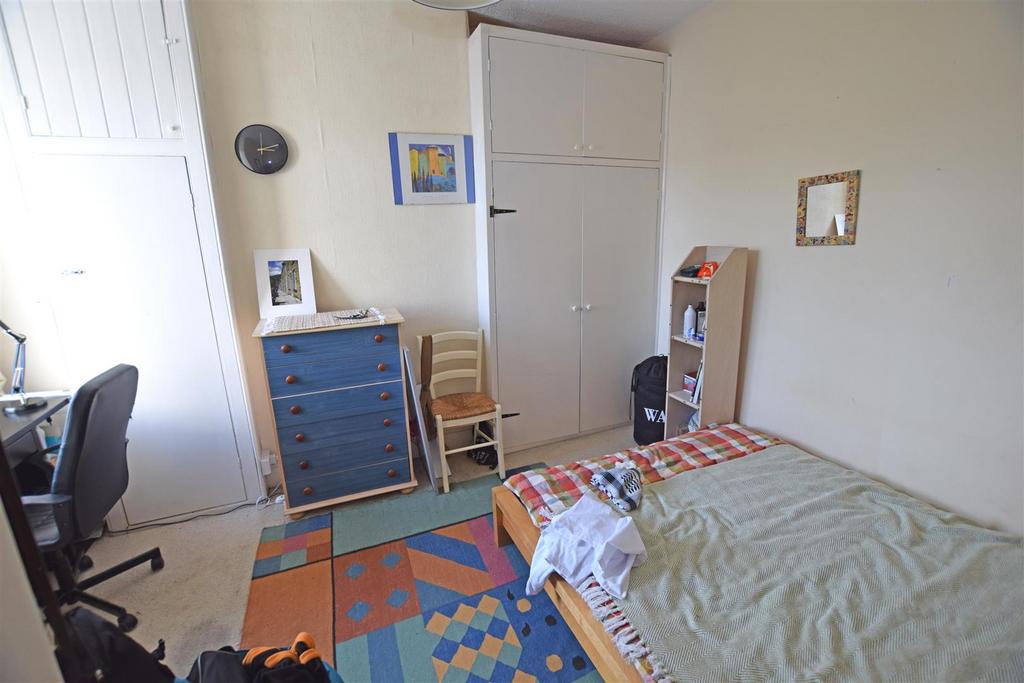 Bedroom3.jpg