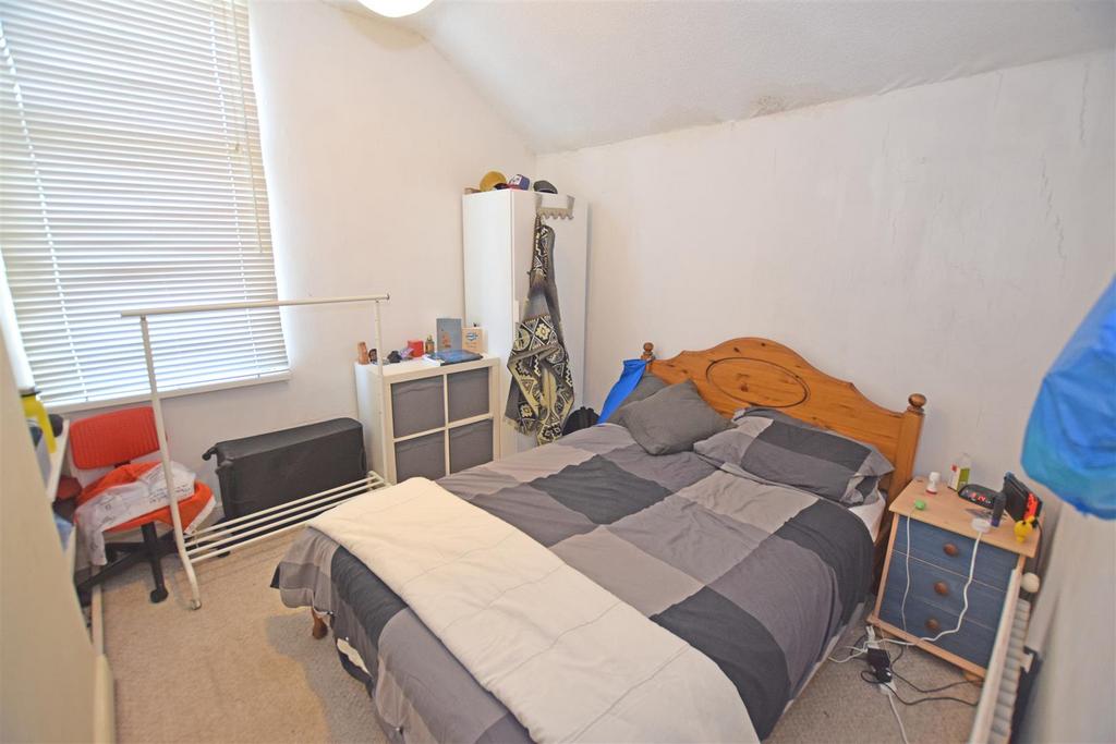 Bedroom4.jpg