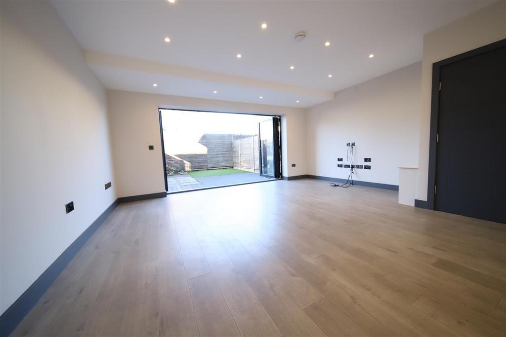 Lounge area.jpg