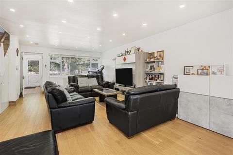 4 bedroom detached house for sale, Church Road, Little Heath EN6