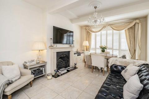 undefined, Briar Avenue, London