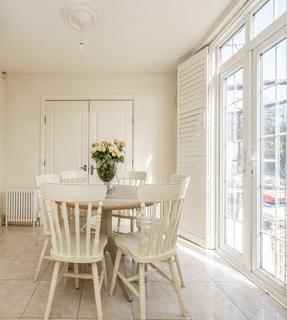undefined, Briar Avenue, London