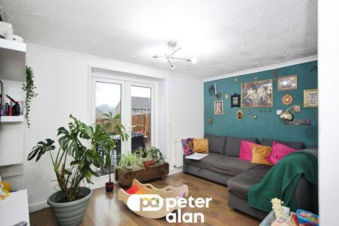 3 bedroom terraced house for sale, Valley View, Pentwyn Crumlin, Newport