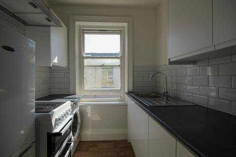Studio to rent, 9 Roseville Street, St Helier, JE2