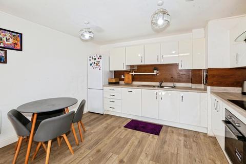 2 bedroom flat for sale, Boyn Valley Road, Maidenhead, Berkshire, SL6