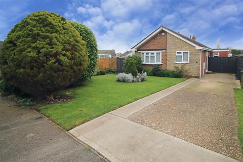 3 bedroom detached bungalow for sale, Holden Drive, Burgh Le Marsh, Skegness